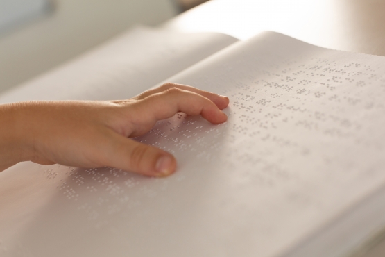 Dia Mundial do Braille: Material distribuído pelo PNLD promove a inclusão dos estudantes