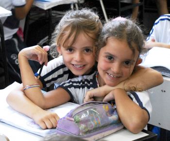 Prefeitura estimula o bom uso do livro didático