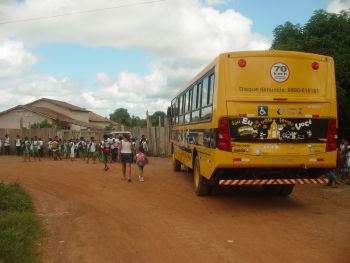 FNDE repassa R$ 435 milhões para alimentação e transporte escolar