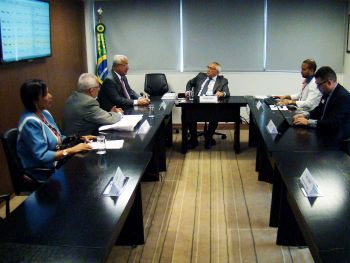 Reforma de escolas é tema de reunião com o governador de Sergipe no FNDE