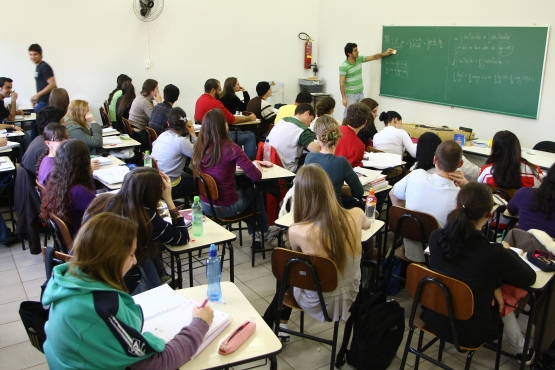 Prorrogado prazo para renovação de contratos do Fies