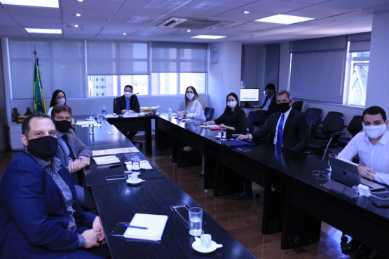 Em reunião de dirigentes, presidente do FNDE fala em alinhamento de metas