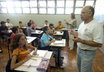 Gestores educacionais devem prestar contas até 30 de abril