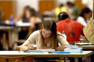 Mais de um milhão de estudantes já solicitaram o aditamento dos contratos do Fies