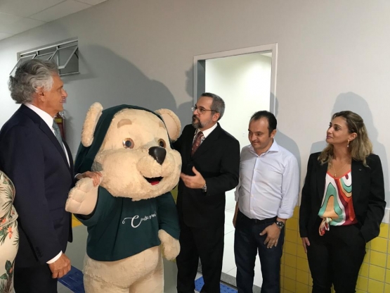 MEC e FNDE inauguram creche no município de Valparaíso/GO